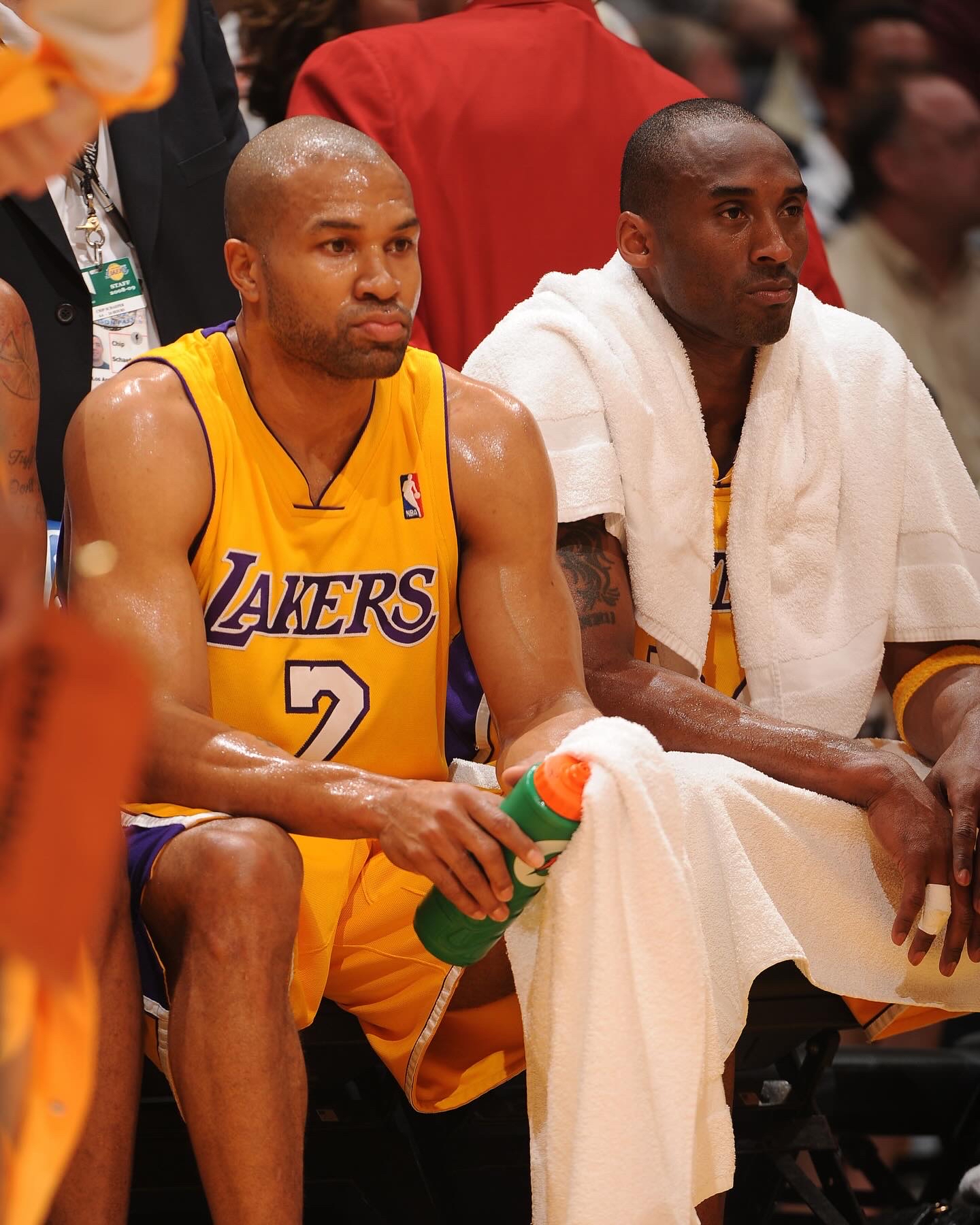 洛杉矶湖人发布备战花絮；窗口期完成体检；意甲任务艰巨；赛程密集仍需轮换(湖人两名球员确诊)